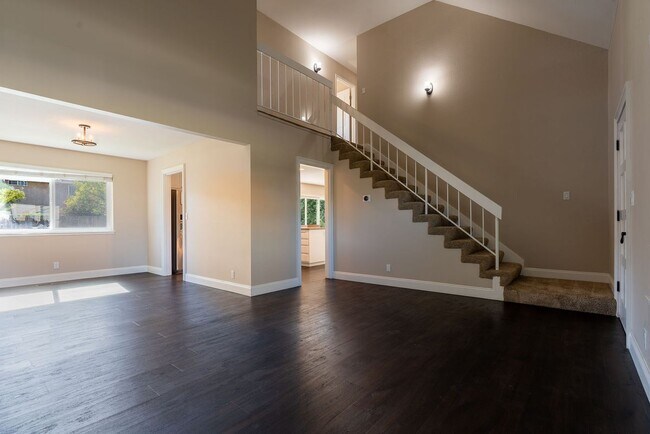 1359 Shade Oak Ln Concord, CA 94521 photo 2