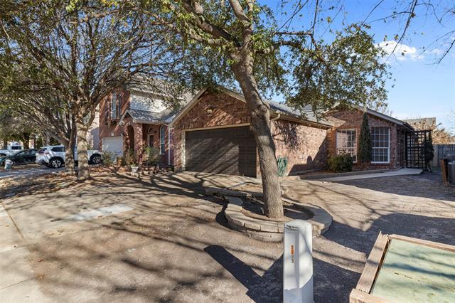 2709 Mountain Lion Drive, Fort Worth, TX 76244 photo 3