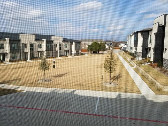 1719 Dalhart Road, Plano, TX 75075 photo 3