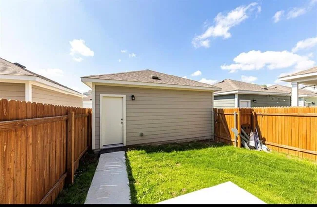 2013 Arendale Dr Leander, TX 78641 photo 3