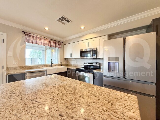 3732 E Marmora St Phoenix, AZ 85032 photo 5