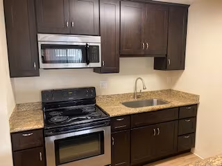 Remington Place Apartments photo 5