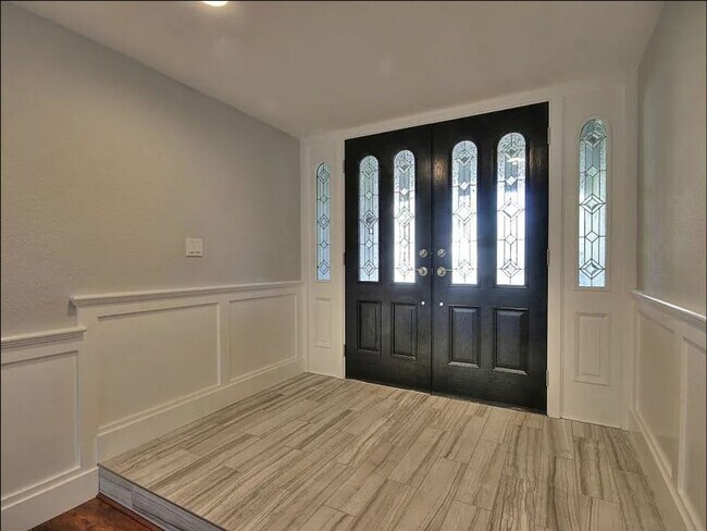285 Cresta Vista Way San Jose, CA 95119 photo 3