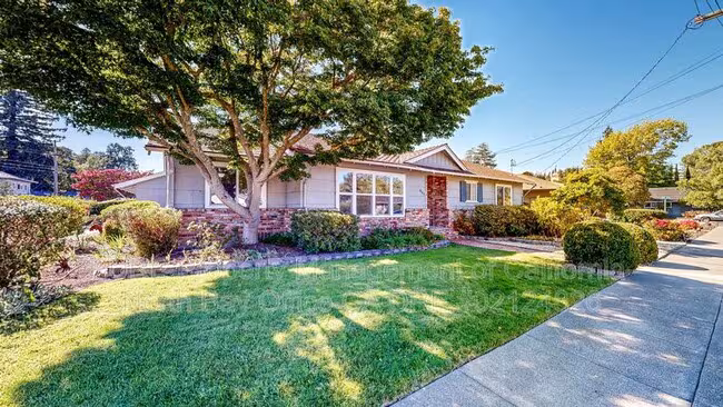 1827 Creekside Rd, Santa Rosa (Single Family) photo 4