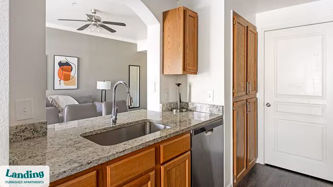 1000 Henderson St Fort Worth, TX 76102 photo 5