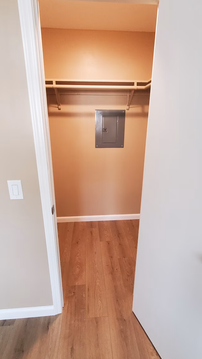 Parkview Apartments photo 4