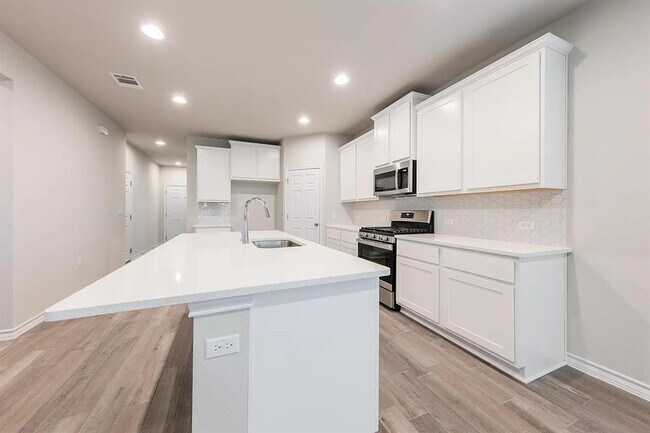 1606 Jacey Way Austin, TX 78725 photo 4