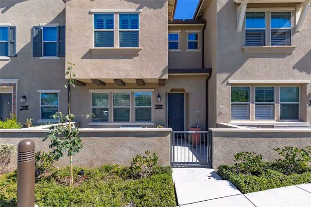 1095 Delpy View Point Vista, CA 92084 photo 3