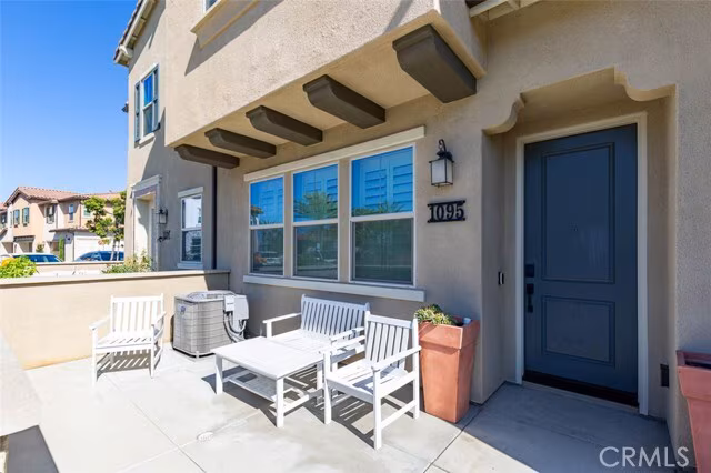 1095 Delpy View Point Vista, CA 92084 photo 2