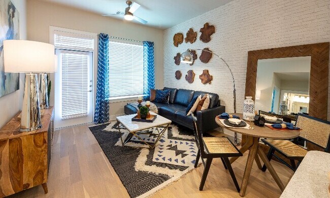 2200 Rutland Street, Houston, TX 77008 photo 5