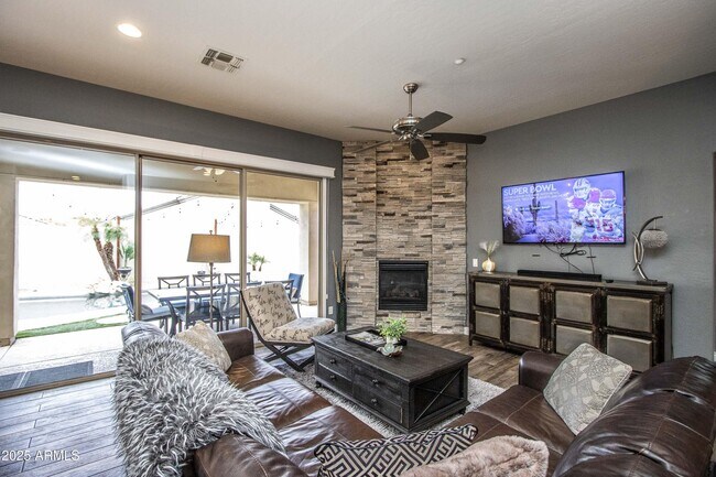 10412 E Acoma Dr Scottsdale, AZ 85255 photo 4