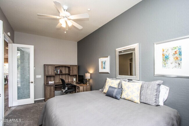 10412 E Acoma Dr Scottsdale, AZ 85255 photo 2