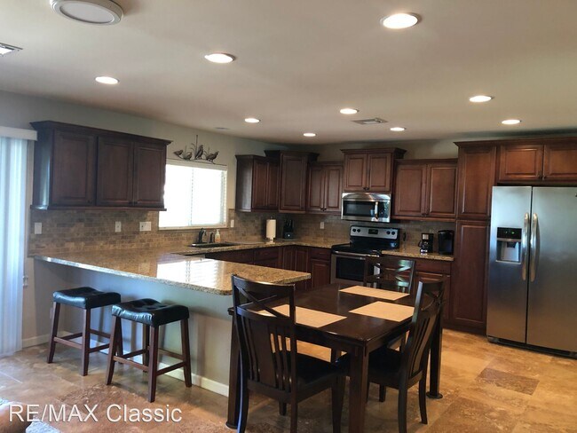 607 Leisure World Mesa, AZ 85206 photo 5