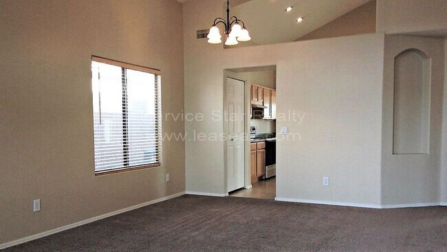 3201 N 127th Dr Avondale, AZ 85392 photo 2