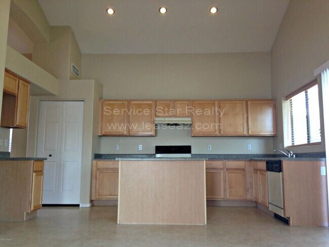 3201 N 127th Dr Avondale, AZ 85392 photo 5