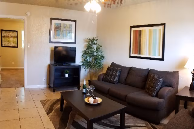 Eastgate Ridge Apartments photo 5