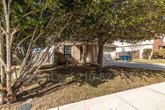 3329 Bluebird Ridge Dr New Braunfels, TX 78130 photo 4