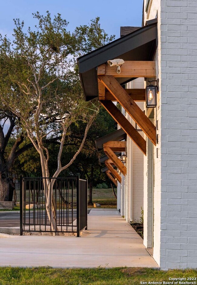5927 Prue Rd San Antonio, TX 78240 photo 4