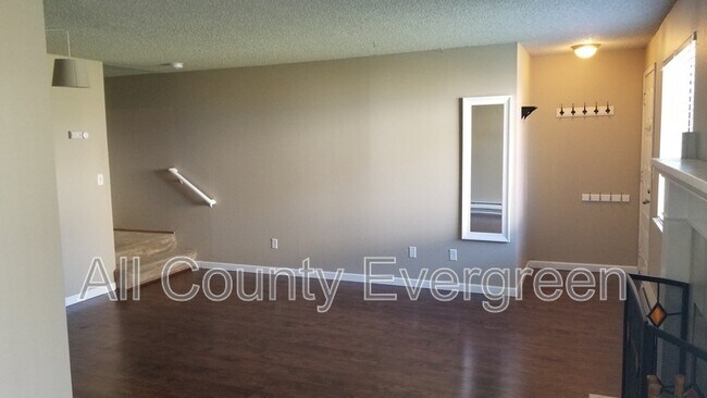 904 31st St NE Auburn, WA 98002 photo 4
