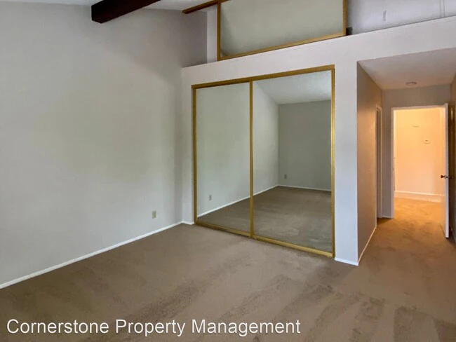 1400 Bowe Ave Santa Clara, CA 95051 photo 5