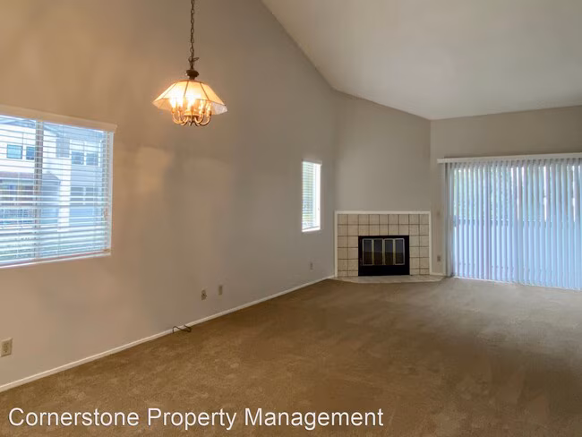 1400 Bowe Ave Santa Clara, CA 95051 photo 3