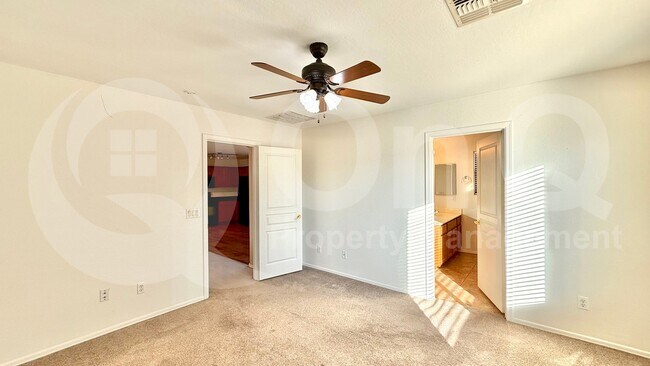 2671 East Cowboy Cove Trail, San Tan Valley, AZ 85143 photo 4