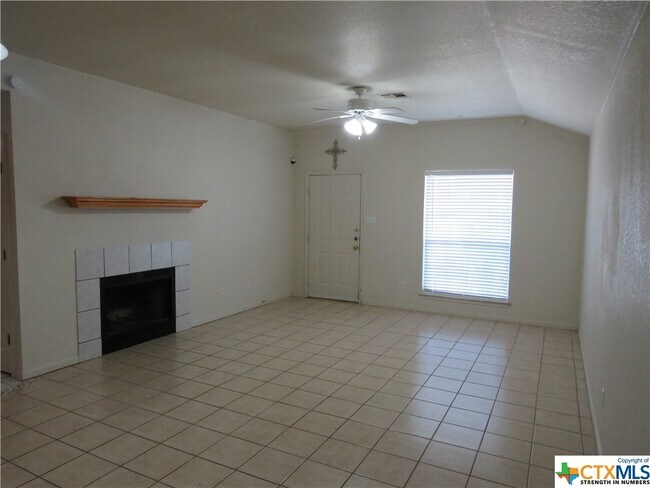 3907 Hitchrock Dr Killeen, TX 76549 photo 3