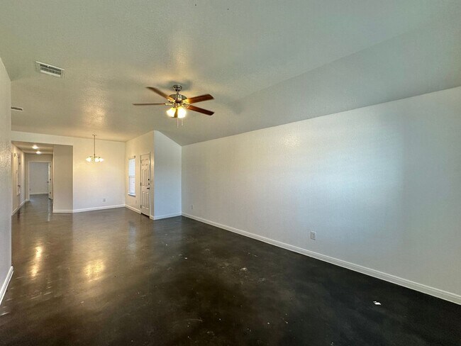 4507 Skyflower Ln Killeen, TX 76549 photo 3