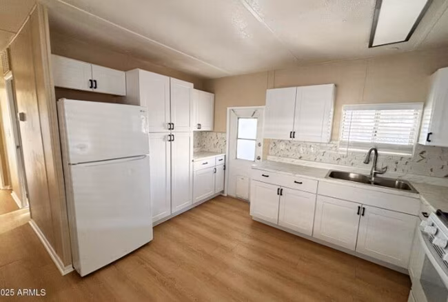 10122 E Illini St Mesa, AZ 85208 photo 4