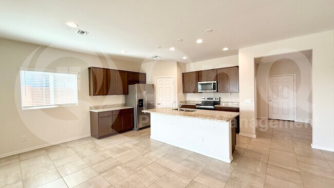 17839 W Getty Dr Goodyear, AZ 85338 photo 3