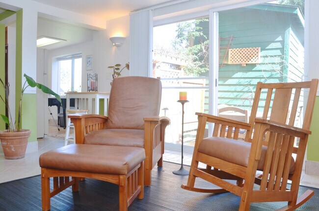208 27th Ave E Seattle, WA 98112 photo 4