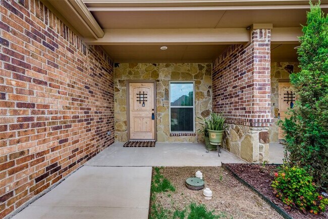 1014 Skyview Ct Midlothian, TX 76065 photo 3