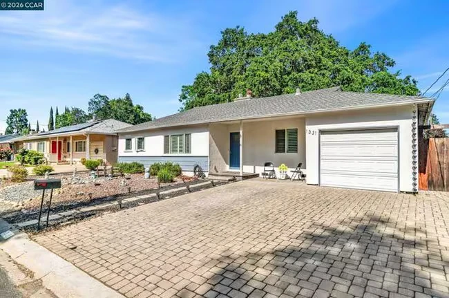 1331 Pear Dr Concord, CA 94518 photo 2