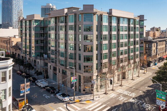 The Hayes Condos photo 2