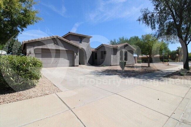 21890 East Cherrywood Drive, Queen Creek, AZ 85142 photo 2
