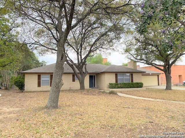 104 Ranchland Dr San Antonio, TX 78213 photo 2