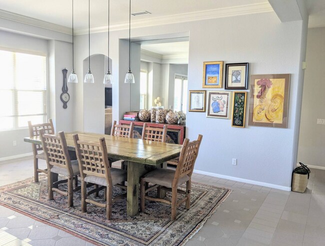 725 Terra Nova Dr Chula Vista, CA 91910 photo 5