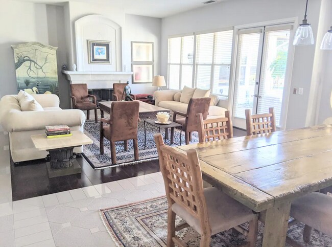 725 Terra Nova Dr Chula Vista, CA 91910 photo 4