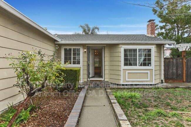 3625 Dewitt Ct photo 2