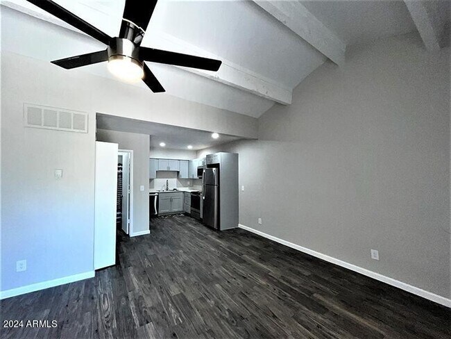 1130 E Grovers Ave Phoenix, AZ 85022 photo 5