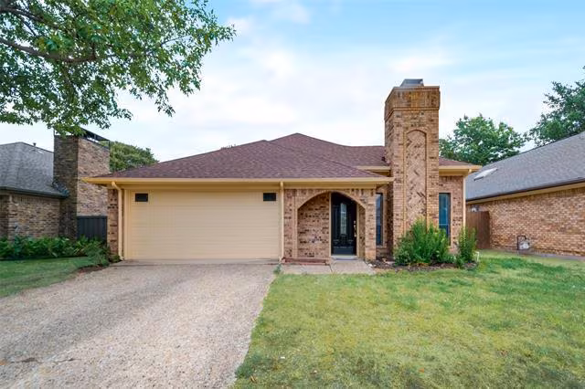 2929 Big Oaks Drive, Garland, TX 75044 photo 4