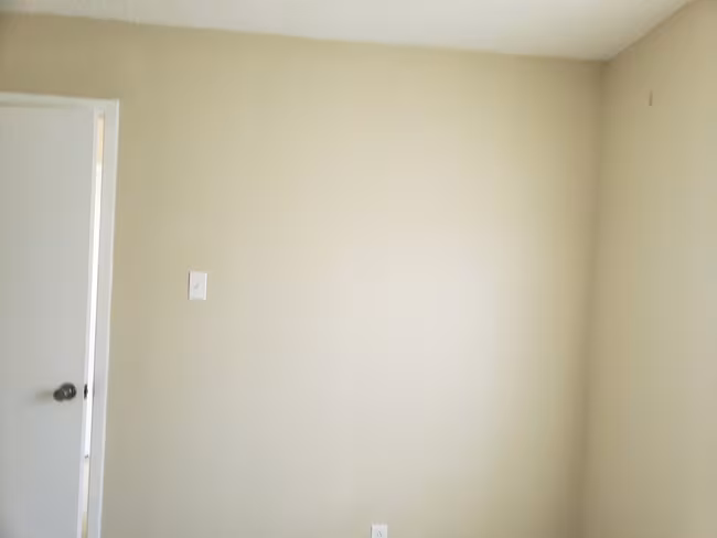 1201 N College St Killeen, TX 76541 photo 2