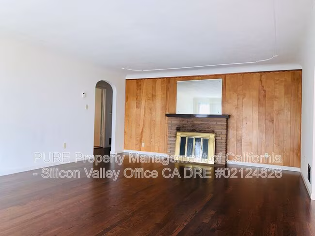 444 Tyrella Avenue, Mountain View, CA 94043 photo 3
