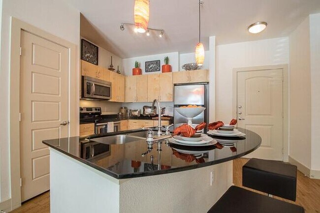 2010 Corinth Pkwy Corinth, TX 76210 photo 5