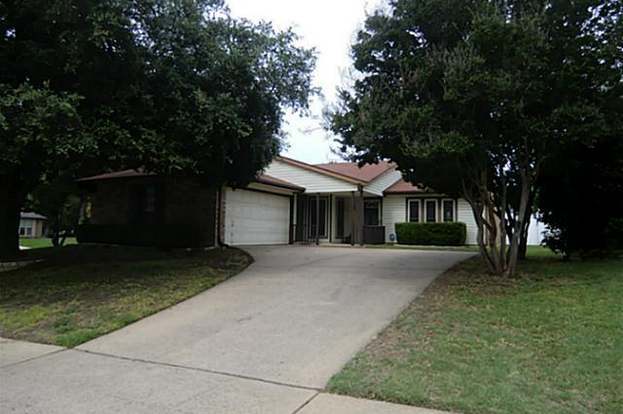 2601 Knoll Trail, Euless, TX 76039 photo 2