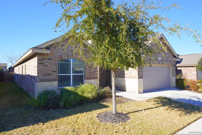 1323 Kingbird Ct San Antonio, TX 78245 photo 4