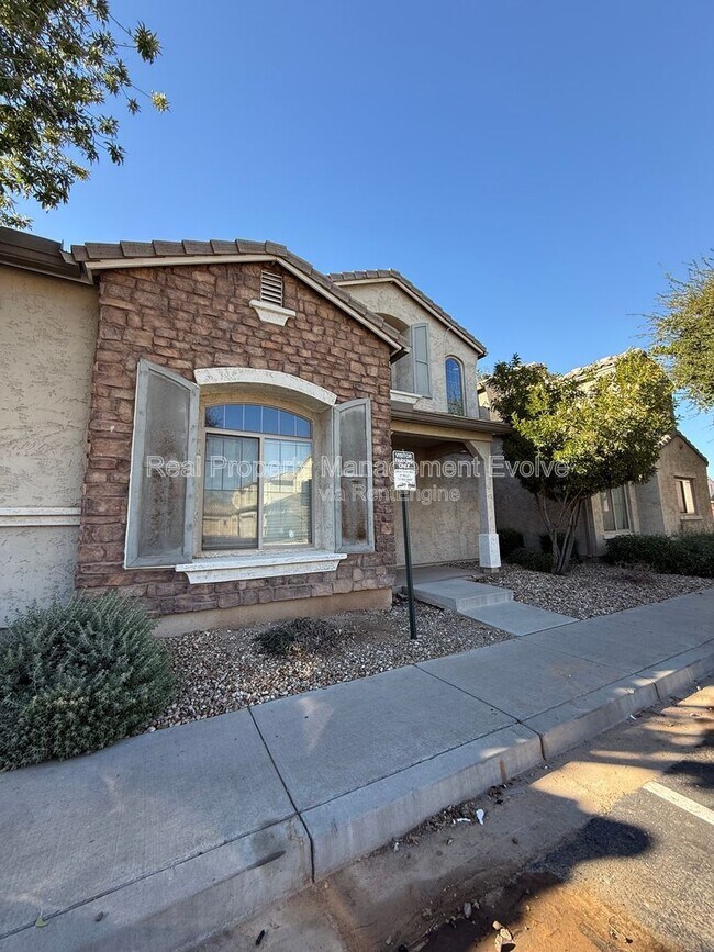 8323 W Sheridan St Phoenix, AZ 85037