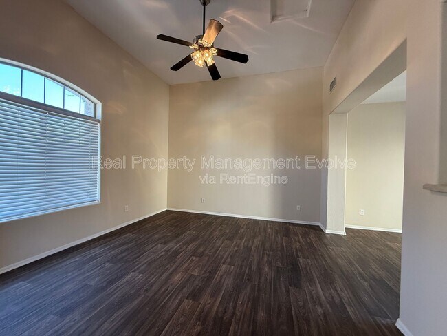 8323 W Sheridan St Phoenix, AZ 85037 photo 3