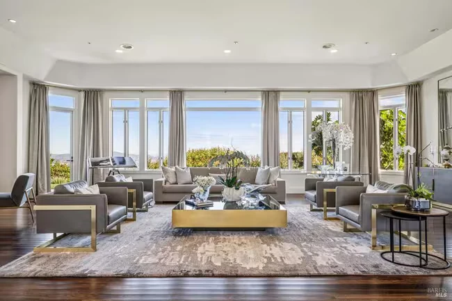 138 Gilmartin Dr Tiburon, CA 94920 photo 3