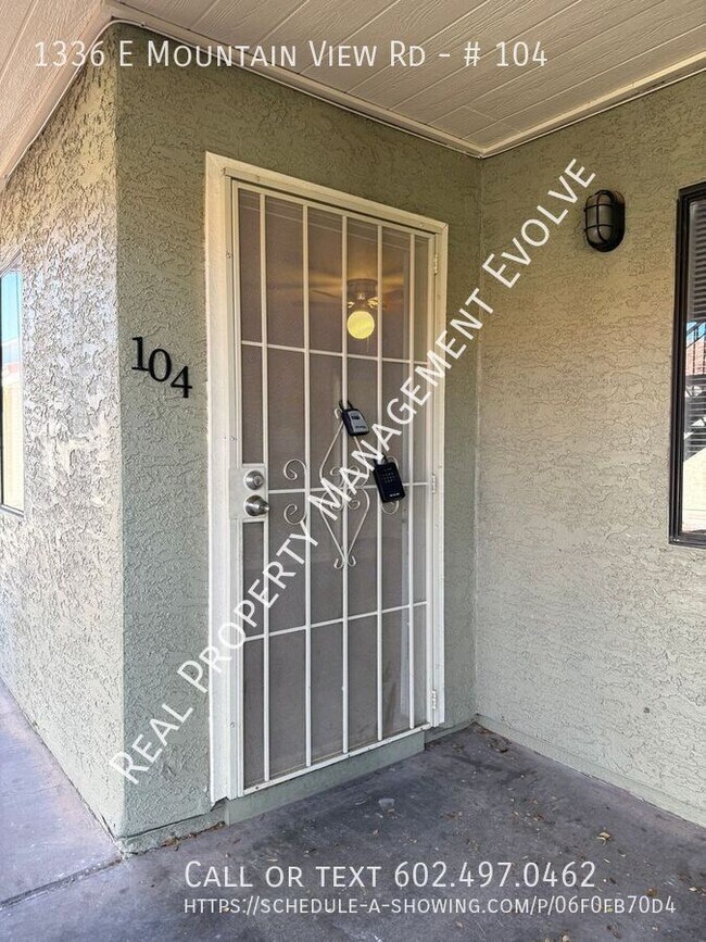 1336 E Mountain View Rd Phoenix, AZ 85020 photo 4